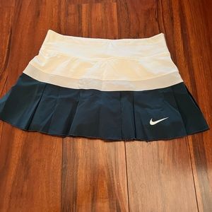 Nike tennis skirt size XS